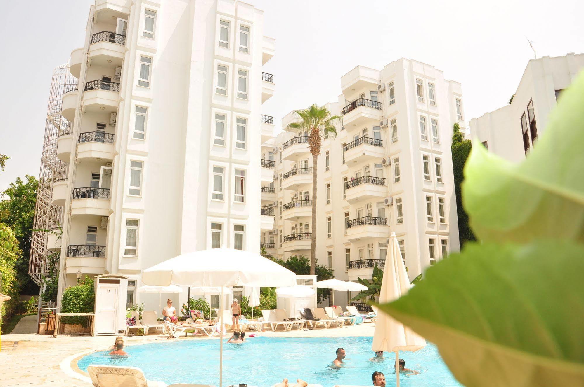 Xeno Hotels Club Mare Kargicak  Exterior photo